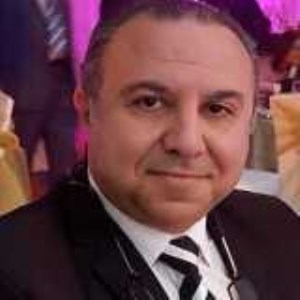 دكتور  عمرو حسين